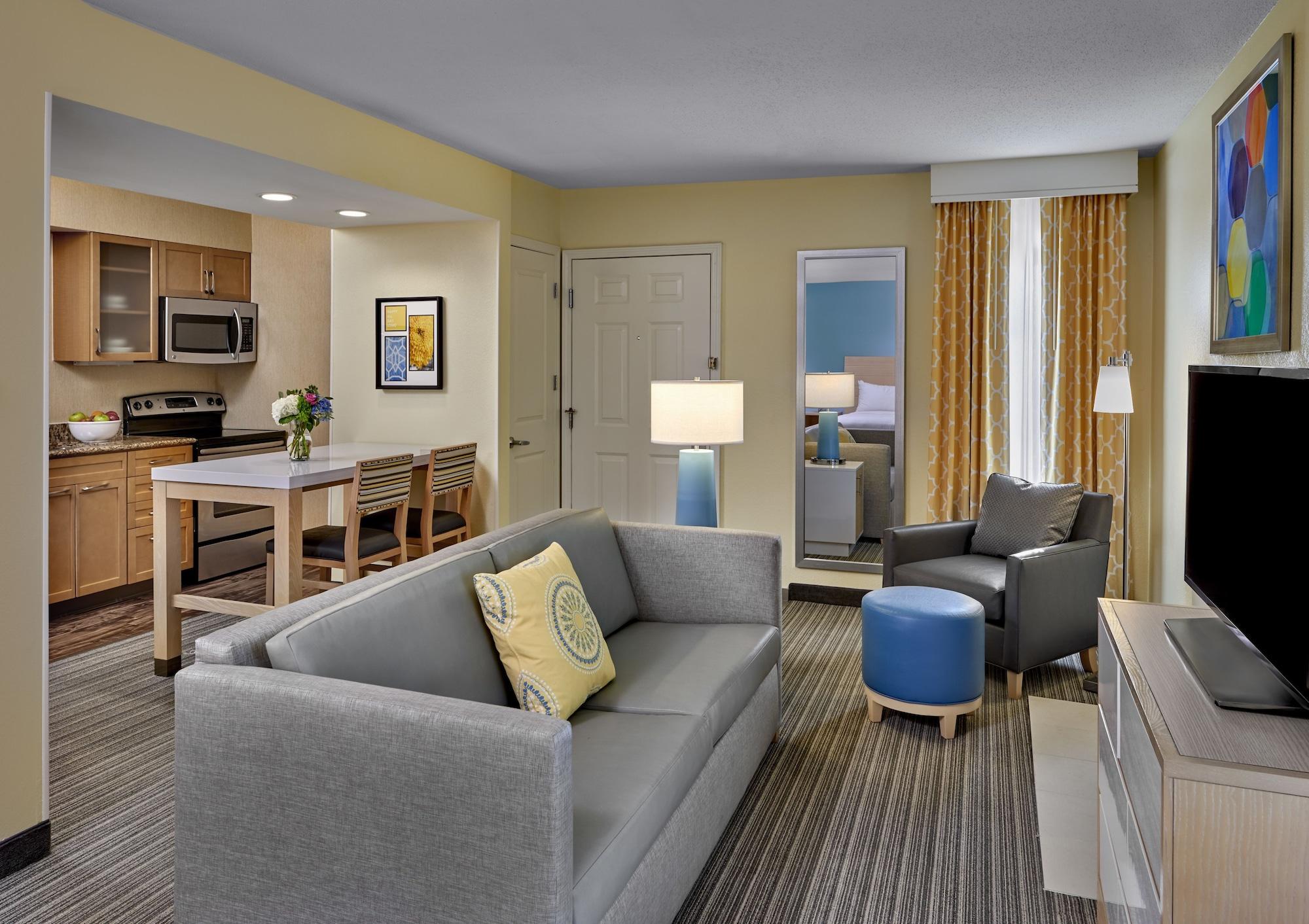 Sonesta Simply Suites Cleveland Airport Middleburg Heights Exterior photo